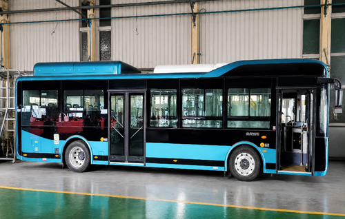 Últimos blogs de la empresa sobre EVLINK colabora con CATL y Xiamen King Long en un proyecto experimental BTMS refrigerado por líquido de 600 V y 20 kW